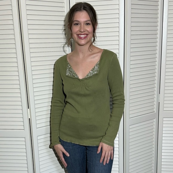 Women’s Top - Olive Green V-Neck with Sequins by For Joseph Fortune - Size M - Picture 2 of 16